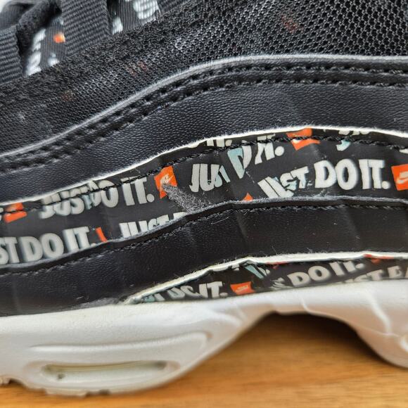 Nike Mens 10 Air Max 95 Just Do It 2018 Black Daily Casual Sneaker AV6246-001 - Picture 2 of 13